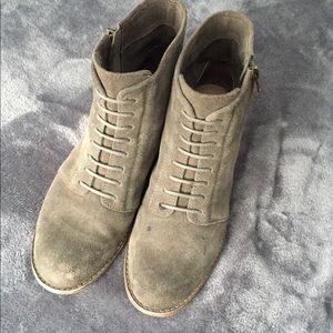 Splendid booties ankle boots 7 grayish tan combat